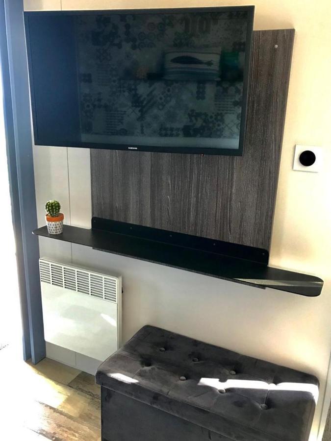 Mobil Home Vue Sur Mer - Racine 03 Saint-Raphaël 외부 사진