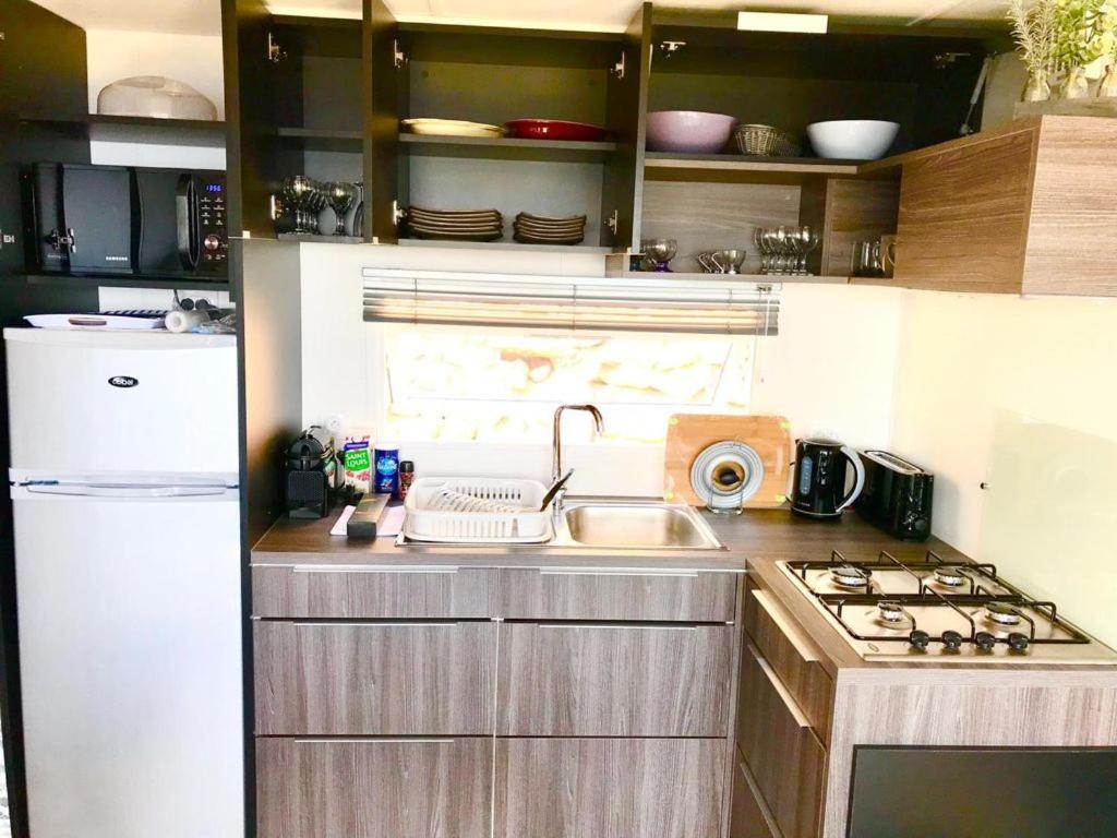 Mobil Home Vue Sur Mer - Racine 03 Saint-Raphaël 외부 사진